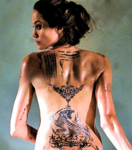 Angelina-Jolie-Wallpaper-angelina-jolie-20081838-1920-1200-e13609860114091