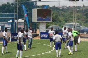 Instead of Writing Names on Bottles, Sprite Is Writing Lyrics on Cans