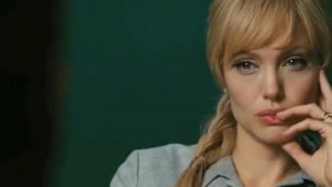 Salt-angelina-jolie-13315208-850-480