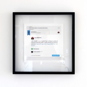 framed-retweet-sq2